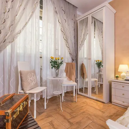 Starry Rome Guest House-2